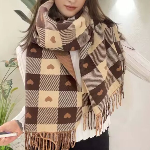 Brown Checkered Heart scarf - Picture 1 of 4